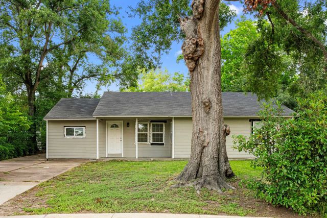 5835 Southseas St — Southcrest Sec 05