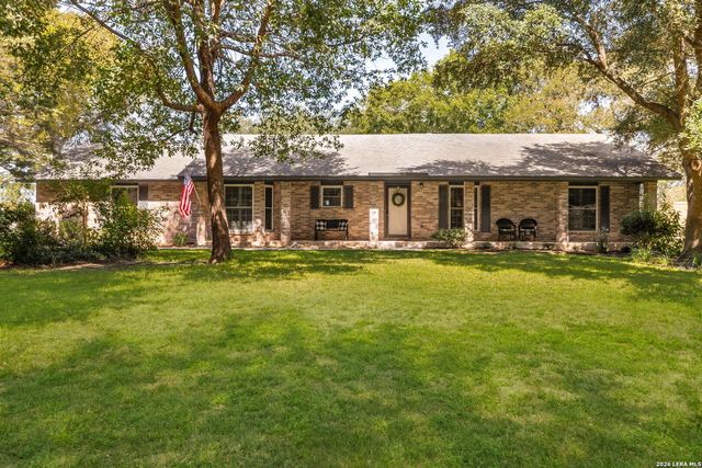 228 LONE OAK ST — OAK VILLAGE NORTH