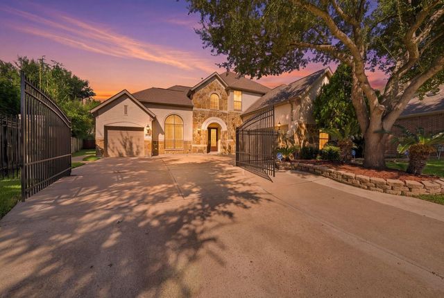 9003 Gable Glen Ln — Copper Lakes