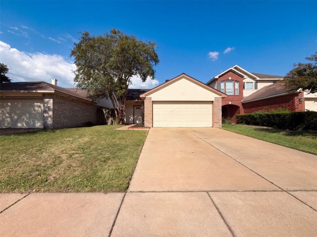 19858 Laurel Trail Dr — Lancaster Sec 02