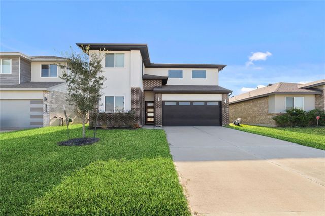 7135 Colwyn Bay Trl — Lakeview Retreat