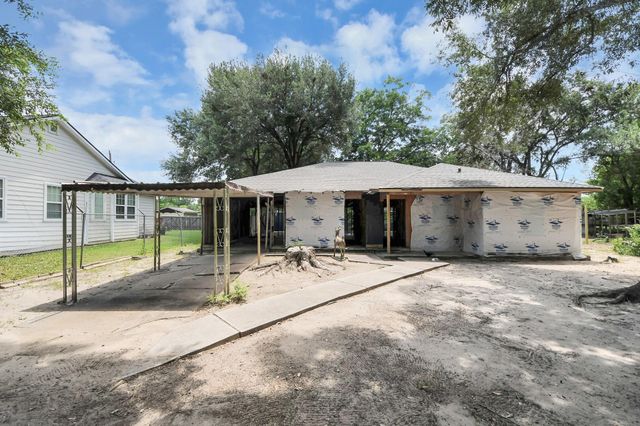 15127 Almeece St — Almeda Oaks