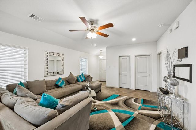 7931 Tuscan Cypress Dr — Cypress Oaks North