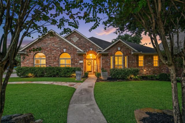 18703 Aquatic Dr — Walden On Lake Houston