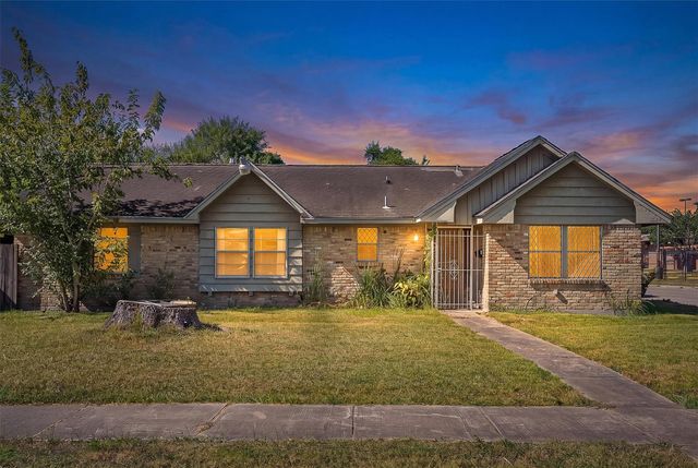 4018 Wuthering Heights Dr — Brentwood Sec 03