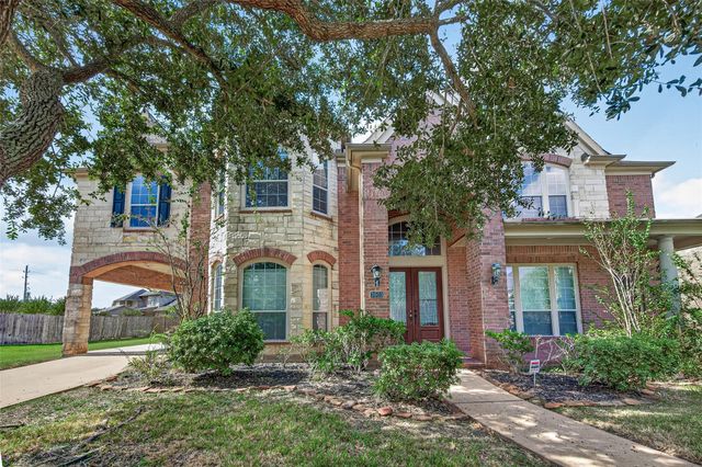 3003 Mystic Frst — Sienna Village Of Waters Lake