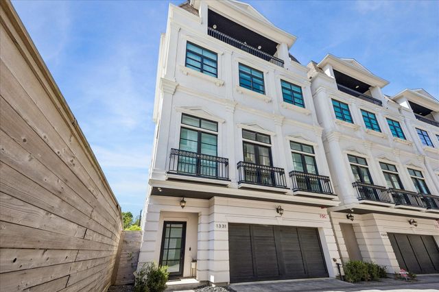 1331 Peden St — Stratford Prcl R/P