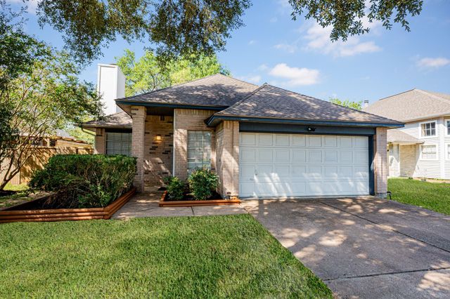 2107 Foundary Dr — Williamsburg Parish