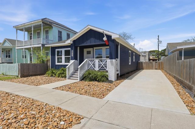 1804 Ursuline St — Galveston Outlots