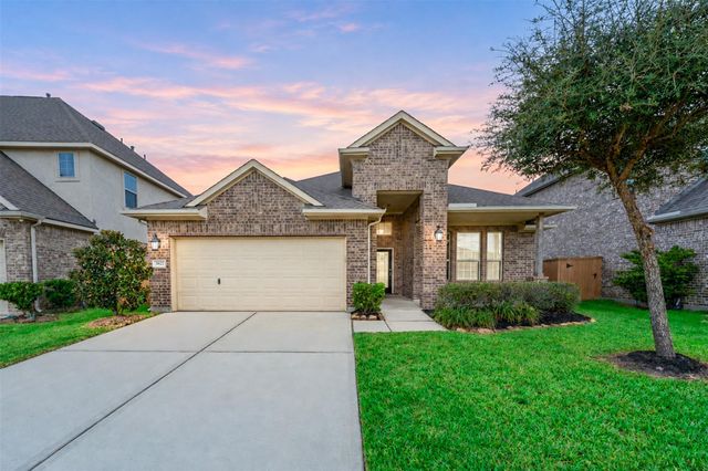 3827 Fleetwood Falls Ln — Harmony