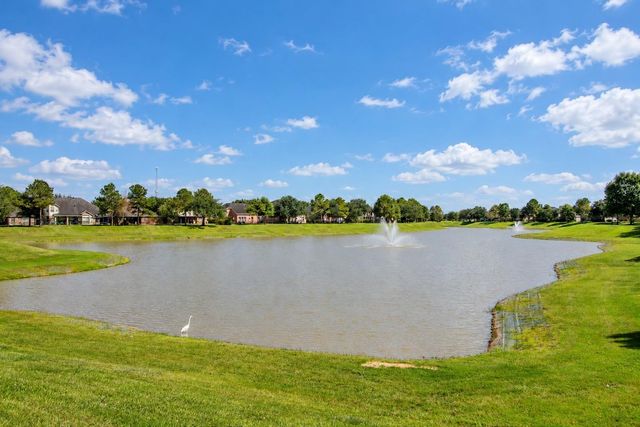 7423 Summer Night Ln — Summer Lakes Sec 1