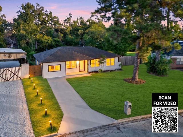 7445 Cabot St — Scenic Woods