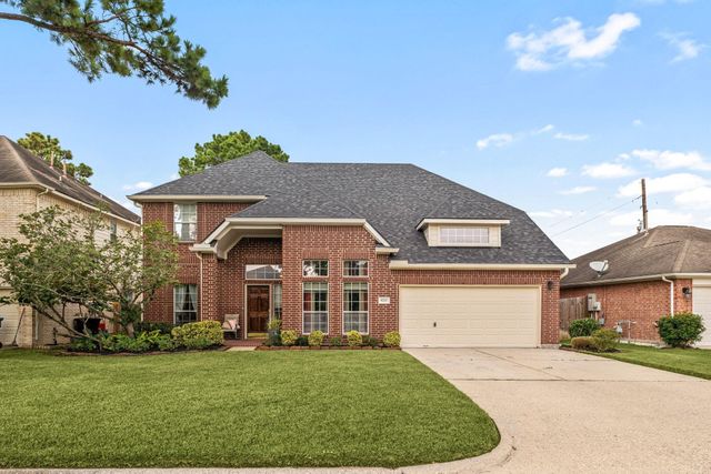 8211 Sports Haven Dr — Walden On Lake Houston Ph 03