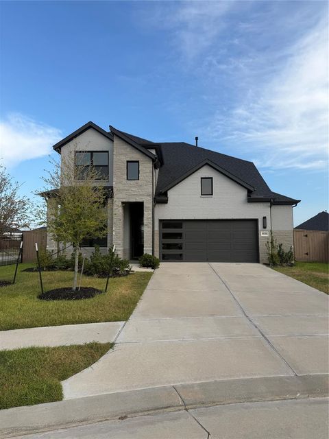 25302 Rothesay Ln — Katy Court