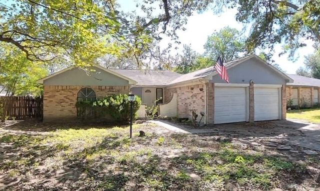 9919 Sundew Cir — Charterwood