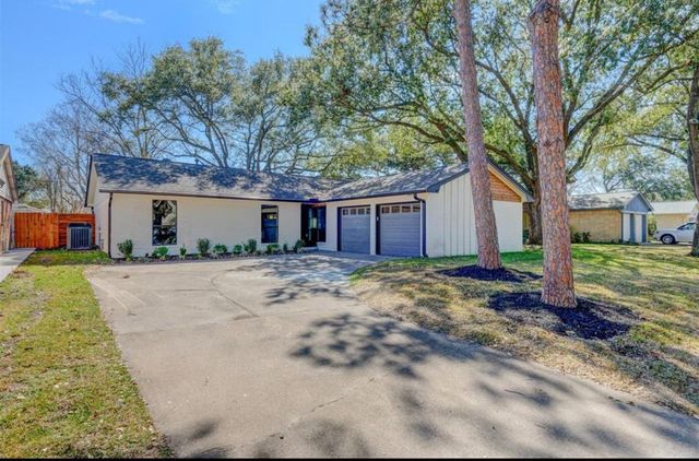 8907 Tanager St — Sharpstown Country Club Terrace S3