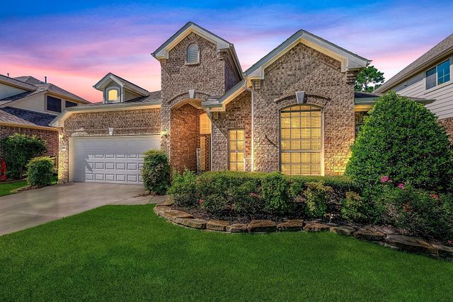 3573 Falcon Way — Estates of Wedgewood Falls