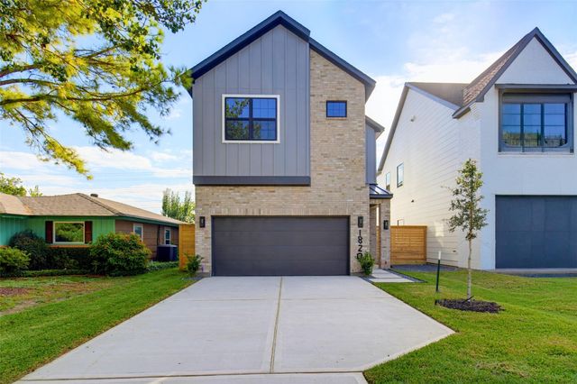 1820 Wycliffe — Wrenwood Estates