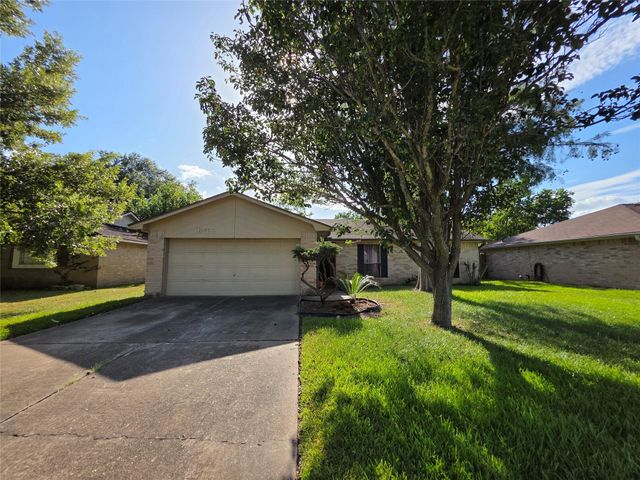 16722 Ribbonridge Dr — Pheasant Creek