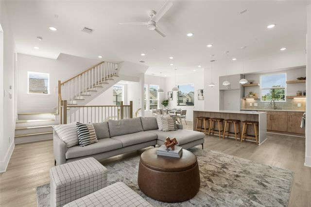 606 Skyland Terrace Way — CHATEAUX AT NORTHWOOD
