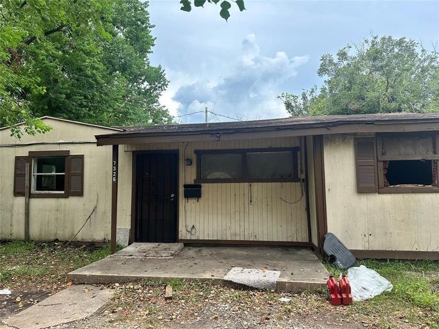 7326 Le Havre Rd — South Park Sec 01