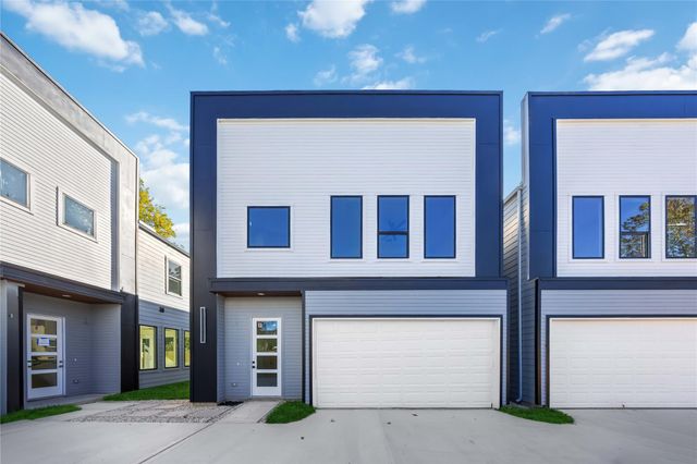 7127 England St — Foster Place