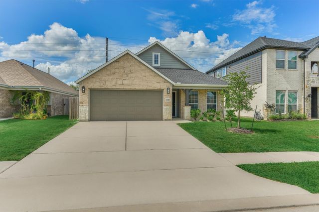 2146 Reed Cave Ln — Forest Village