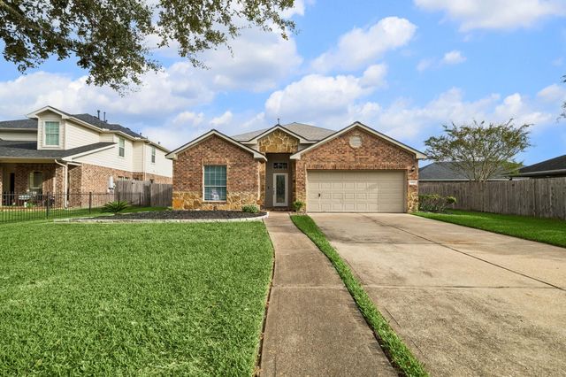 10051 Lynnwood Dr — Lynwood Sec 01
