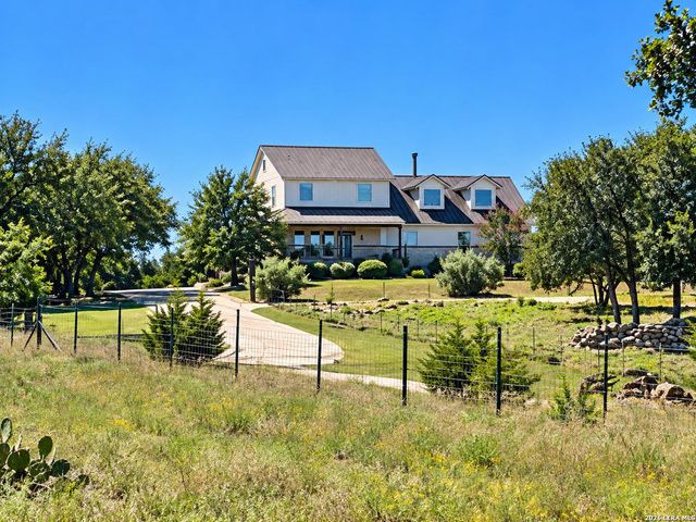 207 HWY 46 W — PALMER PLACE