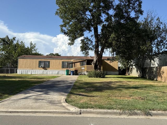14 William Ave — Woodlawn/Wilburn