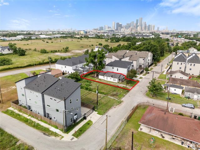 4110 Buck St St — Bryan Heights