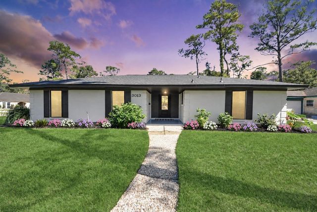 3013 Woodland Dr — Shadowland 2