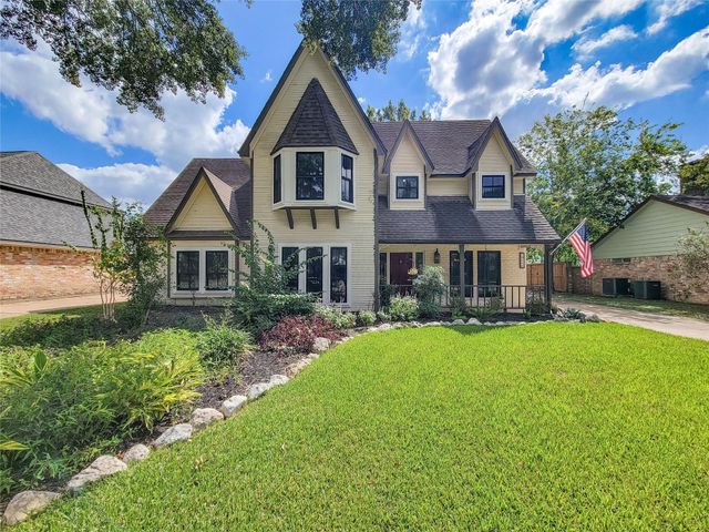 9111 New Forest Rd — Champion Forest