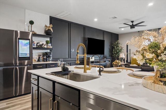 3034 Crown Gate Dr — City Gate
