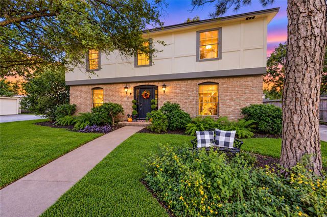 11423 Inwood Dr — Village West Sec 03