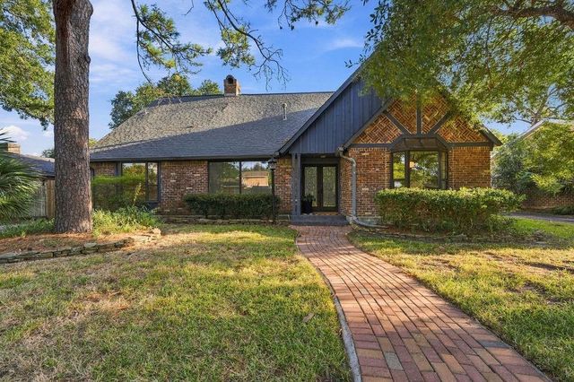 1326 Saxony Ln — Nassau Bay Sec 01