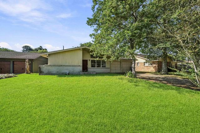 7043 Hendon Ln — Sharpstown Sec 02