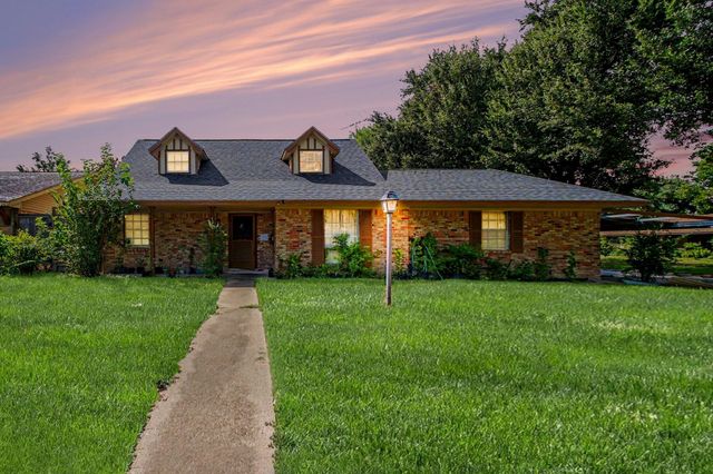 2806 Dewberry Ln — Parkview Manor Sec 02