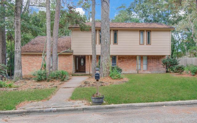 2114 Woodland Valley Dr — Trailwood Village Sec 05