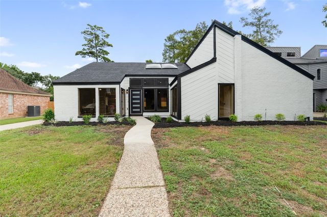 15626 Ripplewind Ln — OLDE OAKS