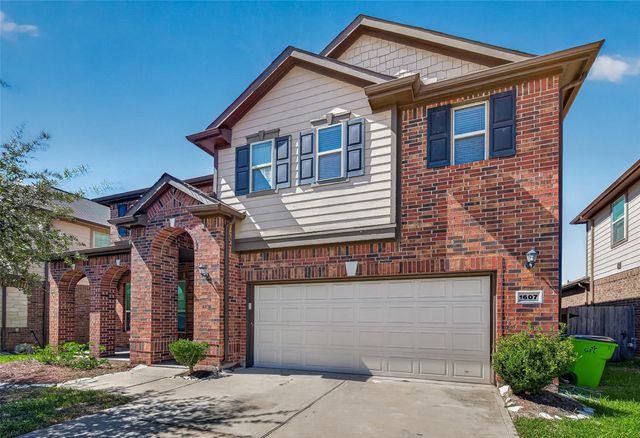 1607 Mornington Station Dr — Williams Ranch Sec 2