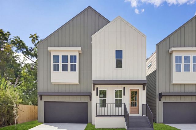 1004 E 35th St — EUROPA HEIGHTS