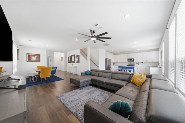 5706 Finely Run St — Pine Grove Sec 2