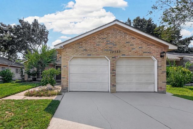10535 Walnut Glen Dr — Harvest Bend Sec 03