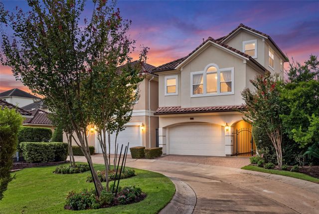 2816 Mcculloch Cir — Villa De Fiori