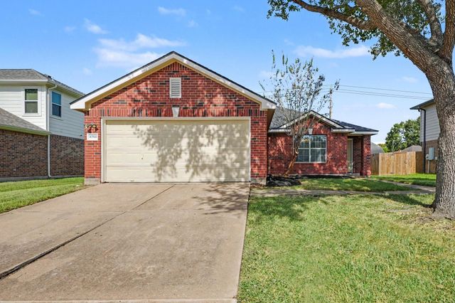 4750 Quiet Canyon Dr — Heritage Park