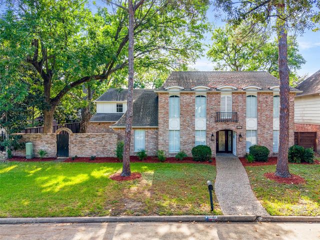 903 Crossroads Dr — Fleetwood Sec 03 R/P