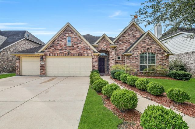 7122 Fall Creek Ln — Sienna Village Of Anderson Spgs Sec 25