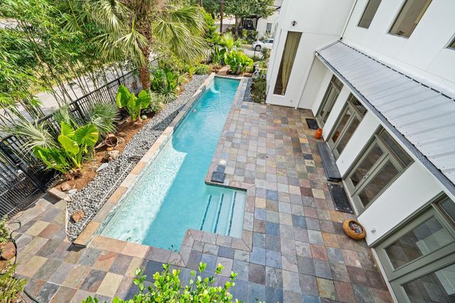 235 Malone St — Rice Military