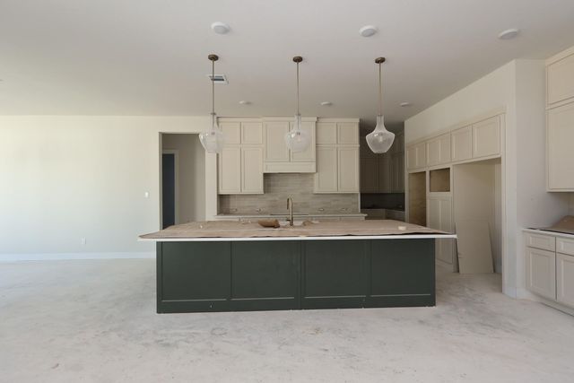 4410 Regal Springs Dr — Woodson's Reserve